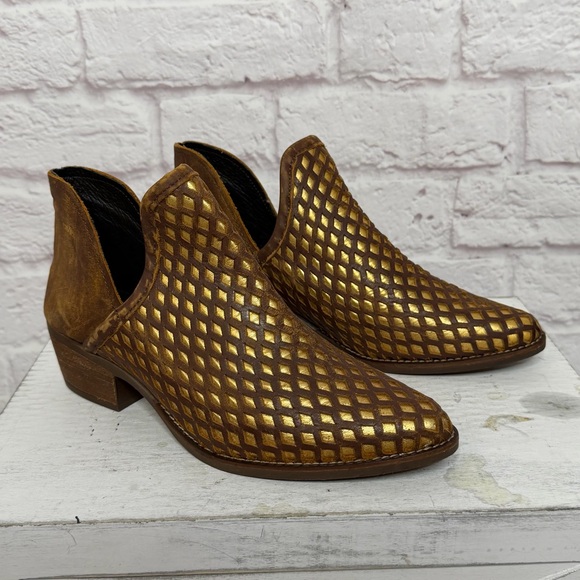 Musse & Cloud Brown Metallic Gold Leather Ankle Boots - Picture 7 of 12